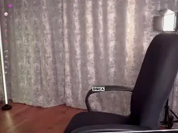 Chaturbate Live Sex Cam of hoot_owl_cb