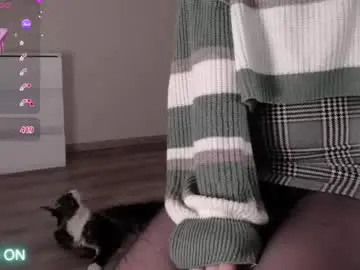 Chaturbate Live Sex Cam of noelleneptune