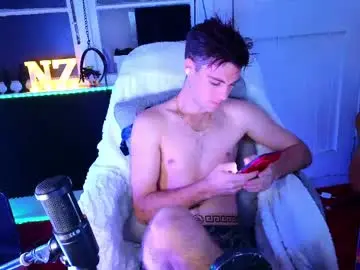 Chaturbate Live Sex Cam of nzcitizen