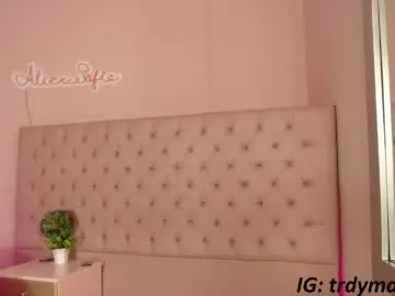 Chaturbate Watch Live Sex Cams of alice_sofia