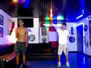 Chaturbate Adult Webcam of crismens