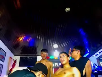 Chaturbate Watch Live Sex Cams of crismens