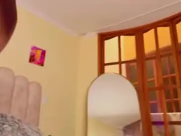 Chaturbate Live Sex Cam of ebony_cute9