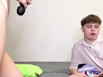 Chaturbate Best live sex cam show of emily_and_ilumi