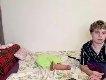 Chaturbate Nude Webcam of emily_and_ilumi