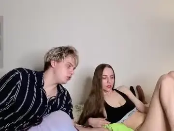 Chaturbate Private Sex Chat of emily_and_ilumi