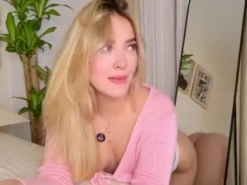 Chaturbate Best live sex cam show of mia_white11
