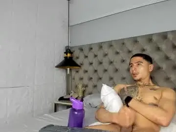 Chaturbate Watch Live Sex Cams of piperrcry