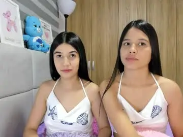 Chaturbate Best live sex cam show of roseandmiah