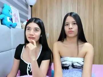Chaturbate Adult Video Chat of roseandmiah