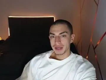 Chaturbate Live Porn of yo_zue