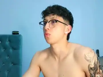 Chaturbate Sex Chat of _thomas_hot_