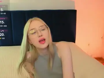 Chaturbate Live Sex Cam of nanami_v02