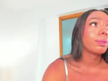 Chaturbate Live Sex Cam of nicoleparadise_