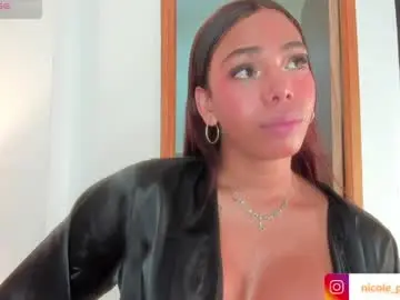 Chaturbate Adult Video Chat of nicoleparadise_