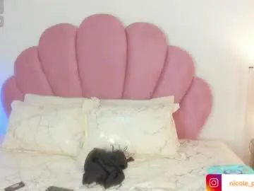 Chaturbate Free Live Porn of nicoleparadise_