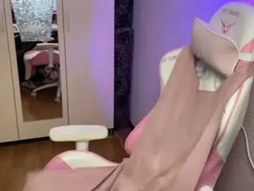 Chaturbate Live Sex Cam of katrin_kristal