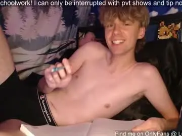 Chaturbate Best live sex cam show of lucianodivine