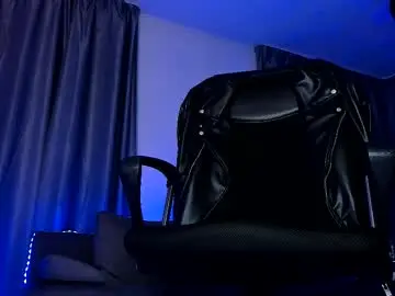 Chaturbate Best live sex cam show of paris_lock