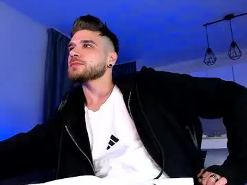 Chaturbate Watch Live Sex Cams of paris_lock