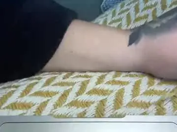 Chaturbate Live Sex Cam of lily_fox01