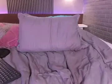 Chaturbate Free Live Porn of magic_rouse