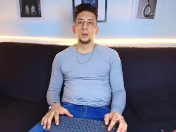 Chaturbate Private Sex Chat of maykol_victoria
