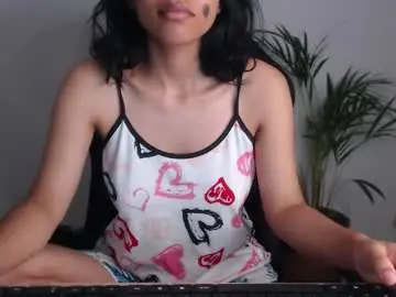 Chaturbate Watch Live Sex Cams of pau_heart