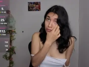 Chaturbate Live Sex Cam of pau_heart