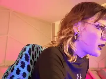 Chaturbate Best live sex cam show of rossiie_hunt_