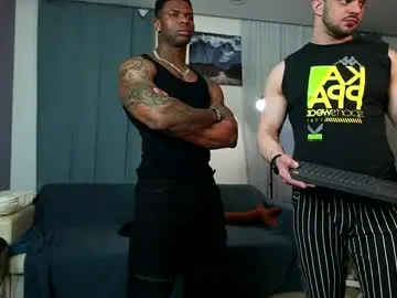 Chaturbate Live Sex Cam of danielkraig_for_u