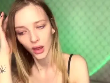 Chaturbate Watch Live Sex Cams of darlingdarinka