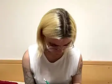 Chaturbate Sex Chat of elenoretroccoli