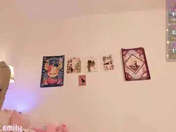 Chaturbate Live Sex Cam of emilyincb1