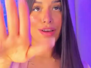 Chaturbate Live Sex Cam of iara_smith_