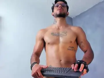 Chaturbate Best live sex cam show of juanbladde