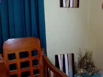 Chaturbate Adult Video Chat of xfreyalibitina69x