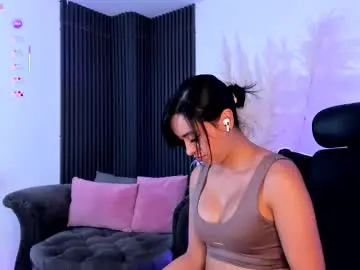 Chaturbate Sex Cam of emilyruiz1