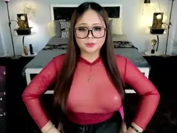 Chaturbate Live Sex Cam of naughtytrans_huntress