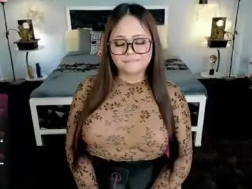 Chaturbate Sex Chat of naughtytrans_huntress