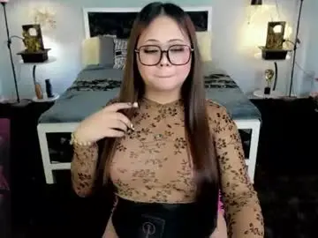 Chaturbate Free Porn Cam of naughtytrans_huntress