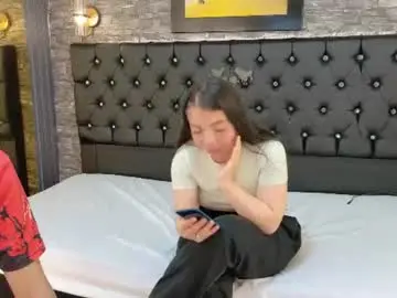 Chaturbate Live Sex Cam of nucitacouple__oficial