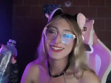 Chaturbate Best live sex cam show of andrea_camila