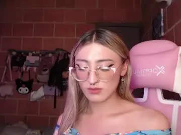 Chaturbate Free Porn Cam of andrea_camila