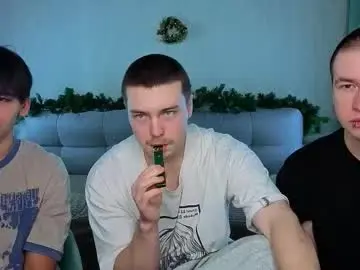 Chaturbate Live Sex Cam of boicute