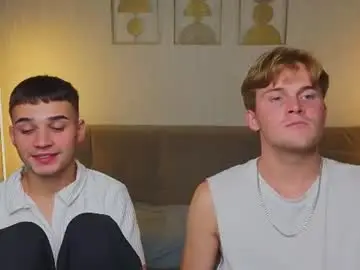 Chaturbate Live Sex Cam of boicute