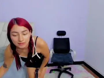 Chaturbate Live Sex Cam of red___velvet