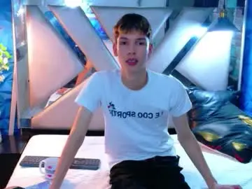 Chaturbate Best live sex cam show of liam_green1