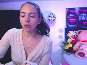 Chaturbate Live Sex Cam of lika_little3