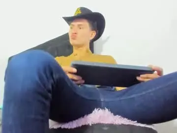 Chaturbate Free Live Porn of marcusfire_2